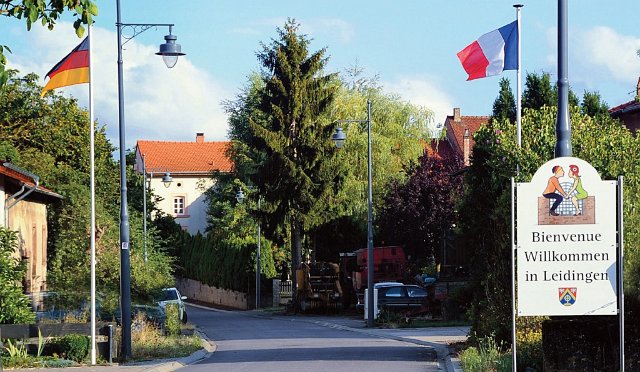 Deutsche und franzoesische Strasse